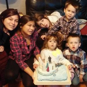 Meet your Posher, Tracy